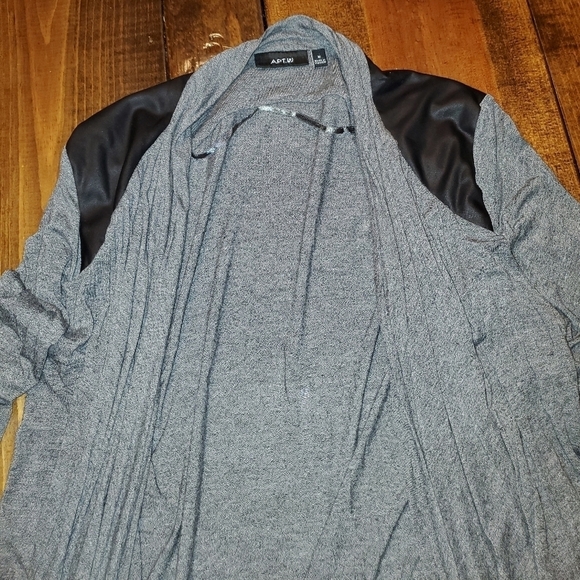Apt 9 Grey Cardigan with Leather Shoulder Detail - Medium - Picture 7 of 14